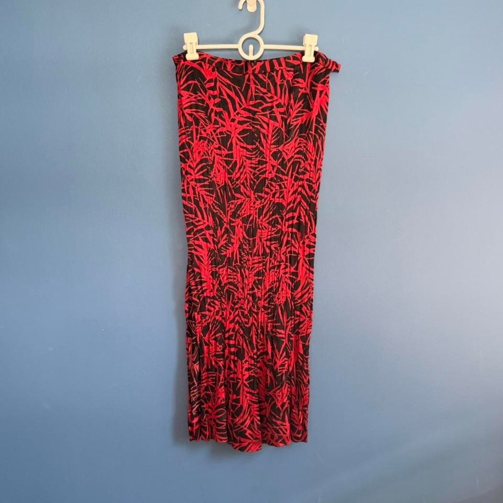 Vintage 90s  Midi Skirt Women's Size‎ 14 Carole Little Red Black Slit Pattern